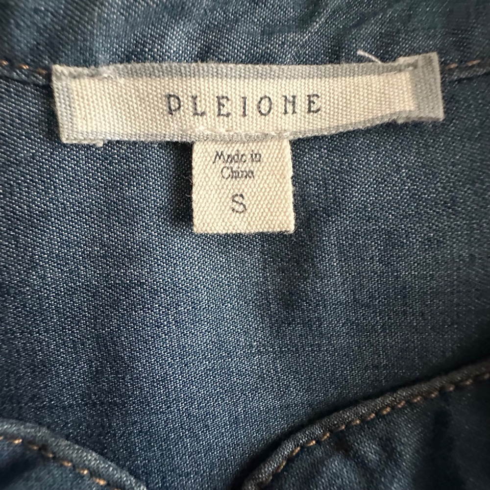 Pleione Women's Small Blue Denim 3/4 Sleeves Pull Over Blouse Tunic Shirt Top - Picture 14 of 16